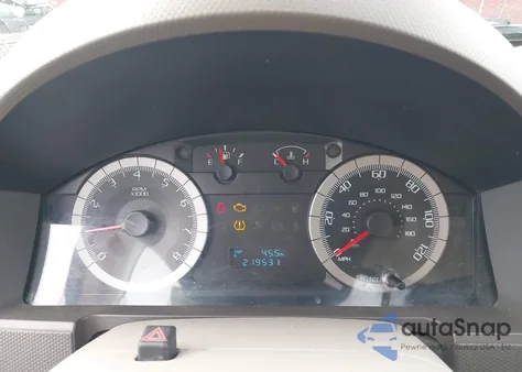 2008 Ford Escape Xls/Xls Manual z USA, uszkodzony, nr VIN 1FMCU02Z58KC22915